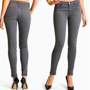 NWOT J Brand super skinny mid rise dare jeans in dark gray color, size 28